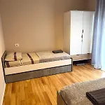 Apartment Spacious Tirana