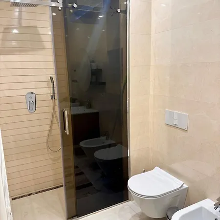 Spacious * Тирана