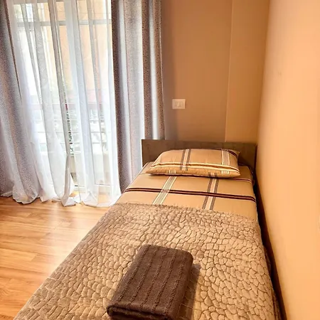 Spacious * Тирана