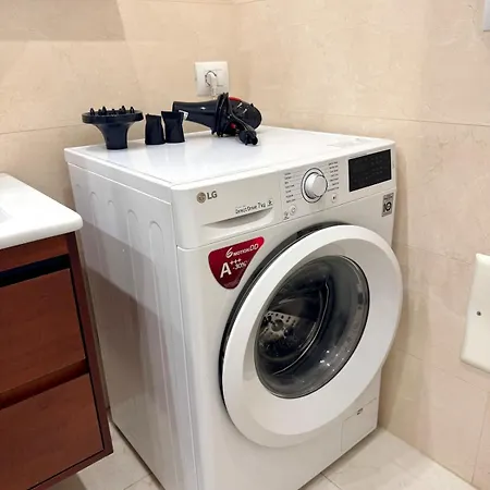 Spacious * 地拉那