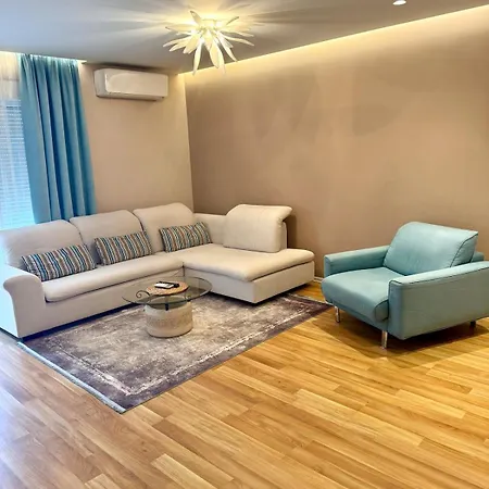 Spacious Appartement Tirana
