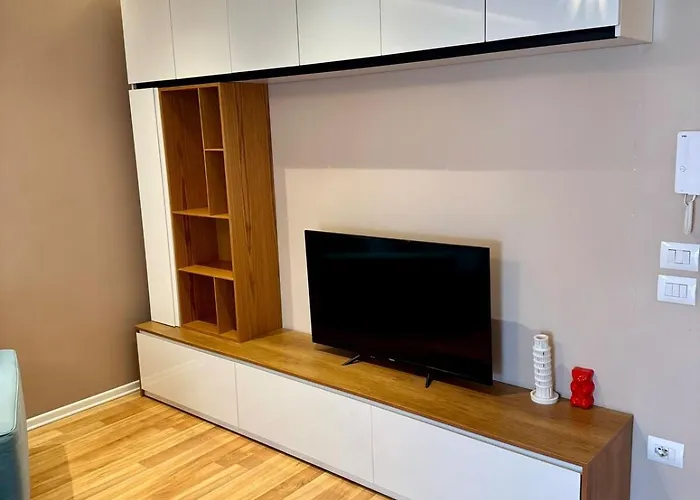 公寓 Spacious 地拉那