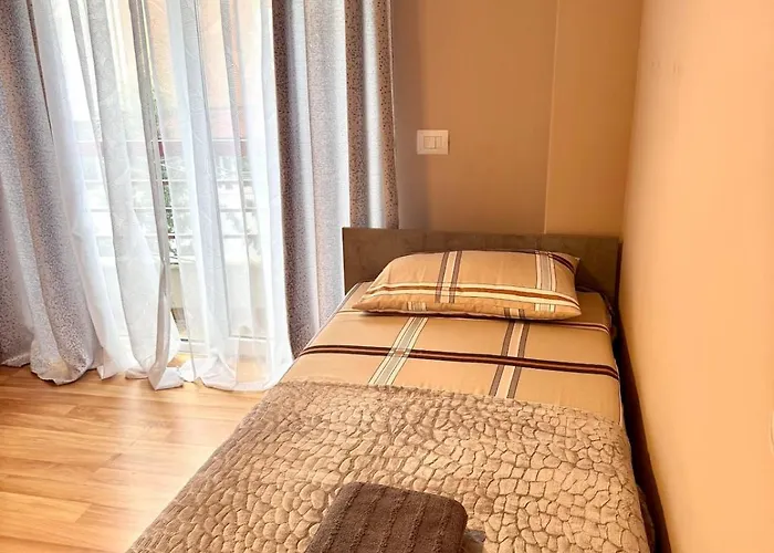 Spacious * 地拉那